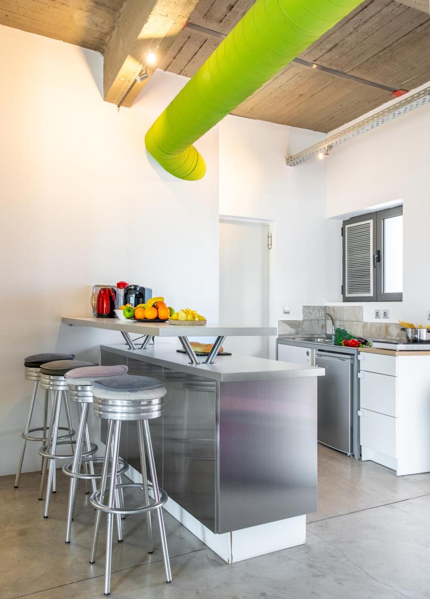 Ceramus Apartments Gazi View 아테네 외부 사진